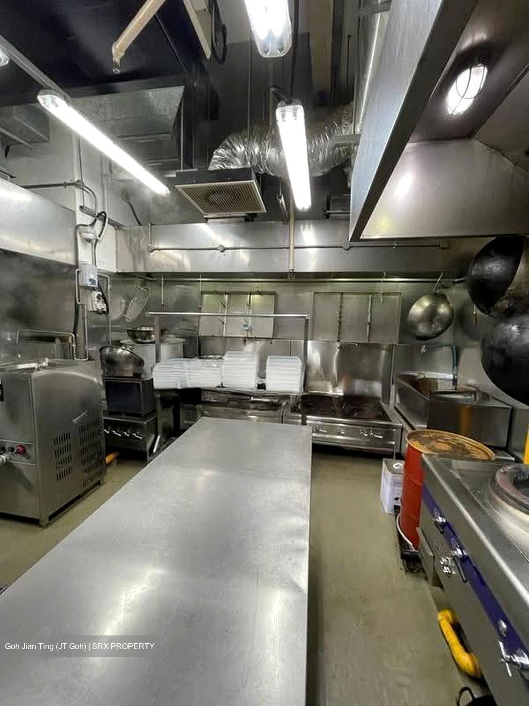 Harper Kitchen (D13), Factory #618129651